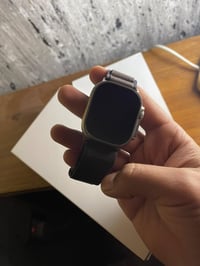 ابل واتش الترا 2 • ٤٩مم • نظافة ١٠٠%