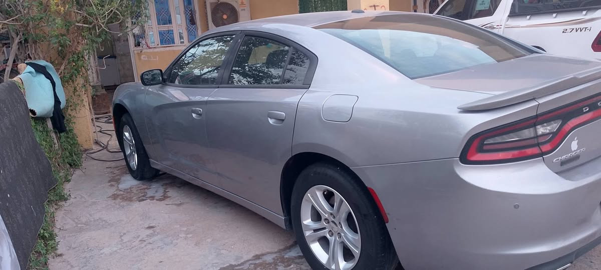 سلام عليكم عندي جارجر سلفري اربيل كندي بس بنوين بي كلير 2015سعر 175


**إذا كنت صاحب هذا الإعلان وتريد حذفه لأي سبب، رجاءا أرسل رسالة إلى الدعم الفني**