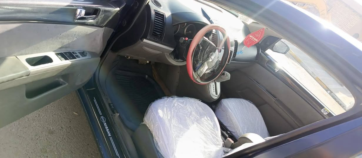 السلام عليكم نيسان سنتره موديل ٢٠٠٨ مصبوغة عام بدون ضربه محرك وكير وصدر عل فحص خير من الله تبريد شغال كهربايات كله شغاله السياره جاهزه من كلشي السعر ٥٠ وشويه بيه مجال مكان السياره فلوجه شارع ٤٠
***********
