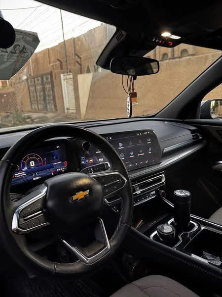 ترافرس 2025
السيارة حرة ومرقمه ورقمه مميز 
محرك ..2.5 لتر I-4
مواصفات معروفة ..نظام تثبيت السرعة التكيفي ركن السيارة تلقائيًا مقاعد تدفئه 
الدخول بدون مفتاح..البصمه الذكية 
بدء التشغيل بدون مفتاح نظام الملاحة باب خلفي كهربائي
أندرويد أوتو® أبل كار بلاي® بلوتوث® منفذ USB
نقطة اتصال واي فاي وصلة السحب
الكبح التلقائي في حالات الطوارئ كاميرا محيطية
مراقبة النقطة العمياء مساعد الفرامل مصابيح أمامية LED تحذير مغادرة المسار تنبيه حركة المرور الخلفية
التحكم في الاستقرار مقاعد الصف الثالث
عدد حاملات المشروبات 10 حاملات مشروبات..
الحادث خفيف جداً موجود من ضمن الصور
السعر: 305
***********
