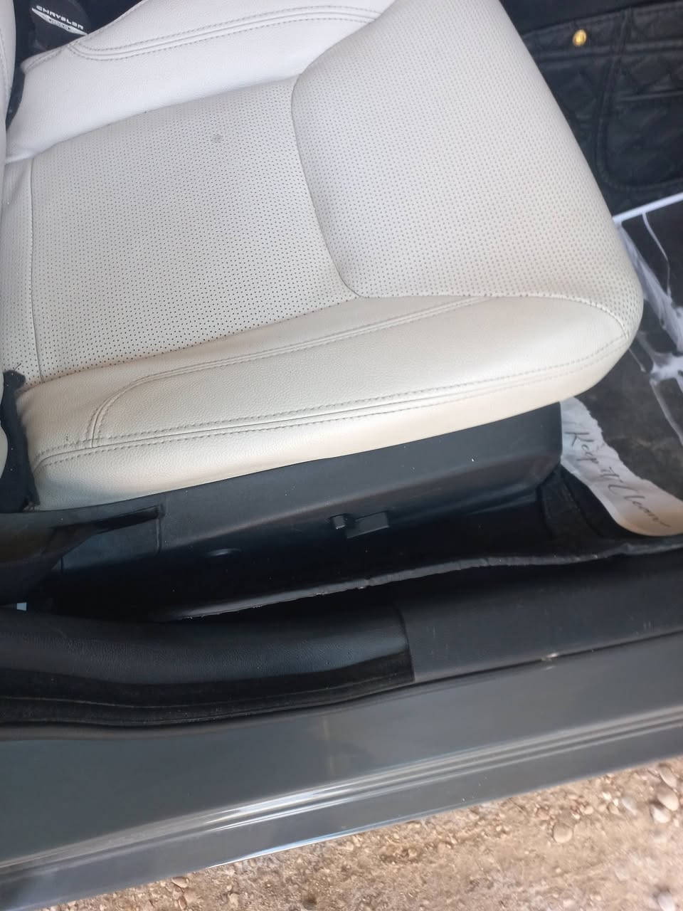 السلام عليكم اخوان عندي اوبامه فول مواصفات رقم بغداد انكليزي ماشيه ٧٠ فول مواصفات موديل ٢٠١٨ اصل توويل ترهم مراوس لون اسمنتي السعر ٢٦٥ وبيه مجال


**إذا كنت صاحب هذا الإعلان وتريد حذفه لأي سبب، رجاءا أرسل رسالة إلى الدعم الفني**