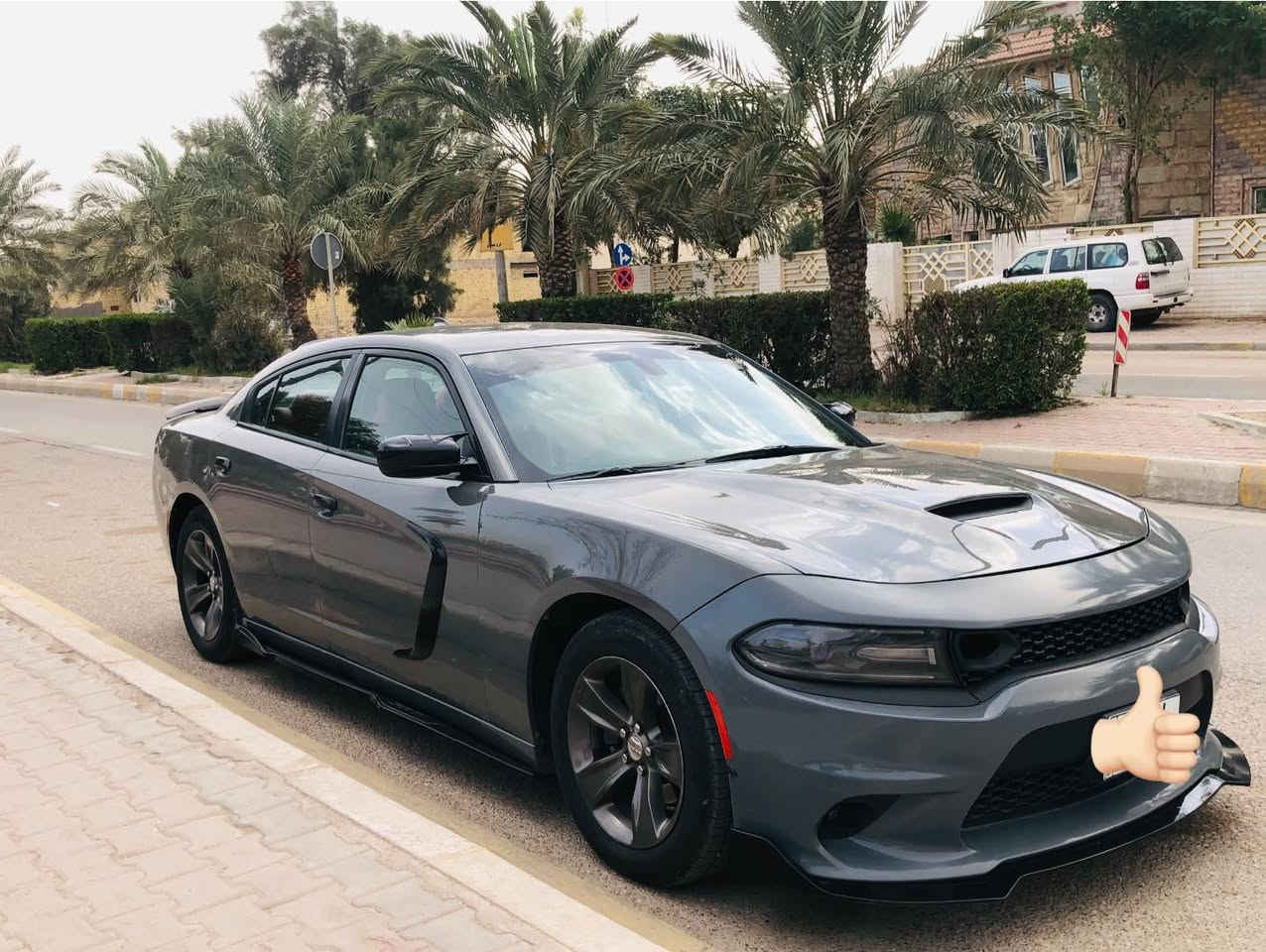 جارجر مديل ٢٠١٨ sxt السيارة نضيفة استخدام بيت مشاية 121الف ميل  السيارة حادثة بسيط بدون ايرباك
رقم بغداد بسمي عليها ادامة كاملة كير مكينة مكفولات
كل نقص ما بيها
مكان السيارة ميسان
***********
