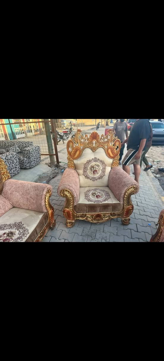 السلام عليكم ورحمة الله وبركاته🌹
تخم ١٠ مقاعد للبيع 🤩
هديه طبله وسطيه 🤩
هديه ٨ كوشات 😯
🤛وبس بـ300🤜


**إذا كنت صاحب هذا الإعلان وتريد حذفه لأي سبب، رجاءا أرسل رسالة إلى الدعم الفني**