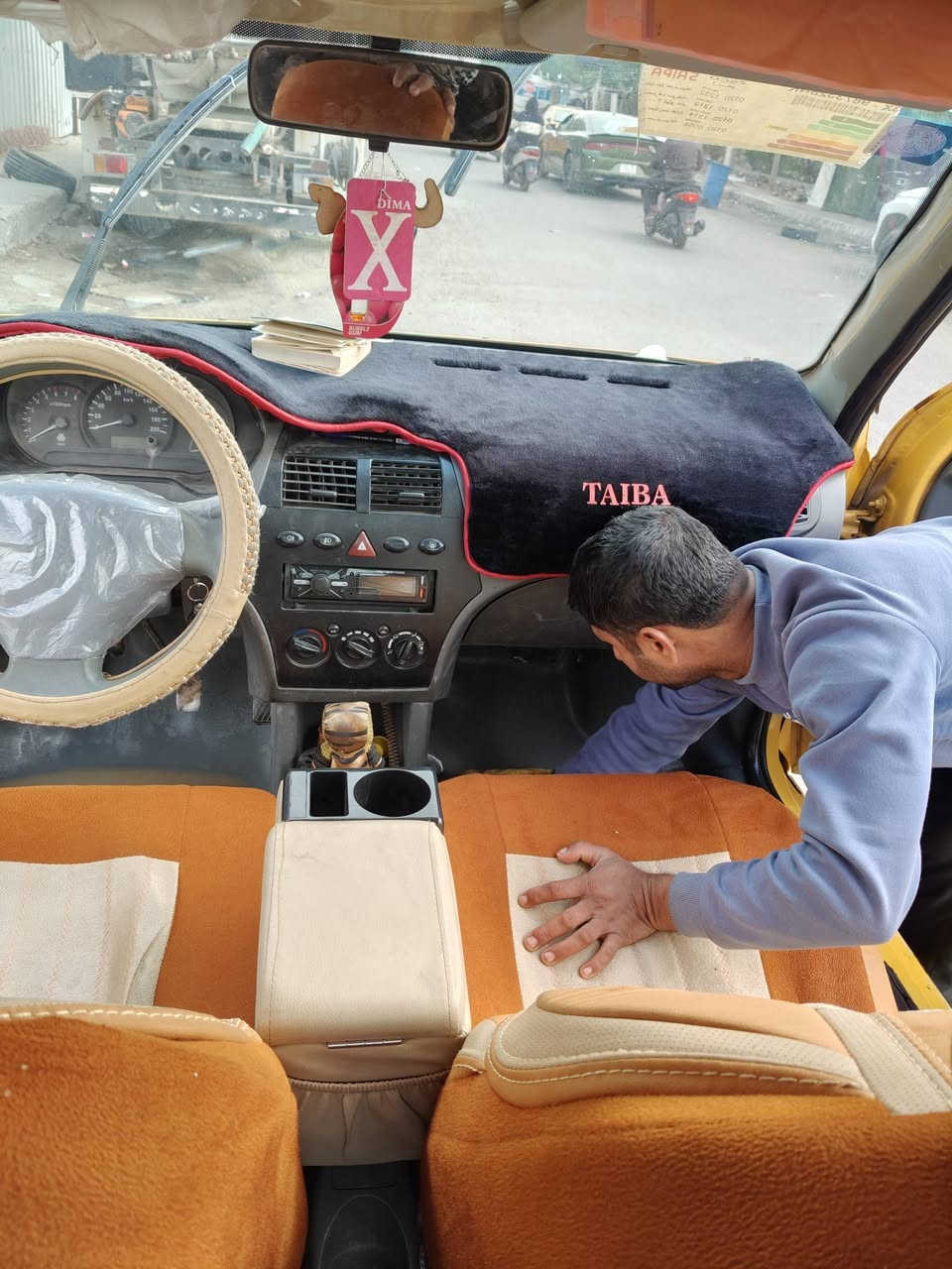 من رخصت مدير الكروب المحترم طيبه 2015  الاستفسار اتصال *********** س ع 37ورقه
