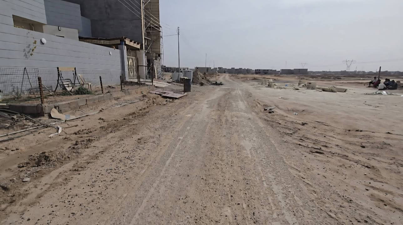 قطعة ارض للبيع تكريت ديوم حي تصنيع على شارع ٣٠ متر سايدين وخدمات  واجهه ١٤ نزال ١٨ مساحه ٢٤٥ متر  خدمات مي كهرباء سكن مجاري للاستفسار 
***********
***********
بشار الكميت للعقار
