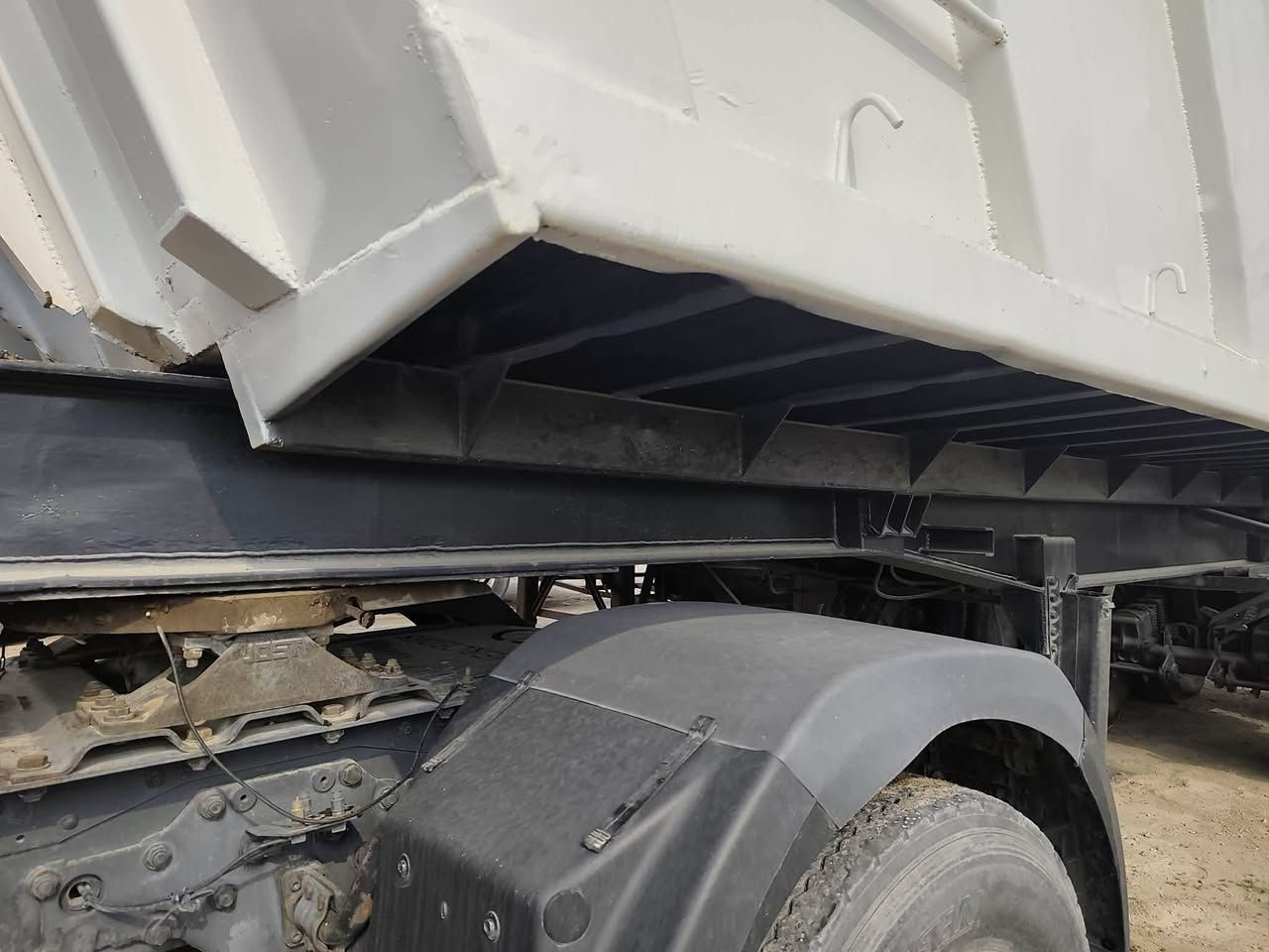 معرض الوان لتجارة السيارات والمعدات الثقيلة يرحب بكم
عربانه حداديه 
شاصي الماني
مجموعه براد 16 ذرعه 31
السعر/85ورقه وبيها مجال

العنوان الانبار الفلوجة الخط السريع
*********** صلاح الحلبوسي
*********** صلاح الحلبوسي
*********** عبود الدليمي
*********** عبود الدليمي
