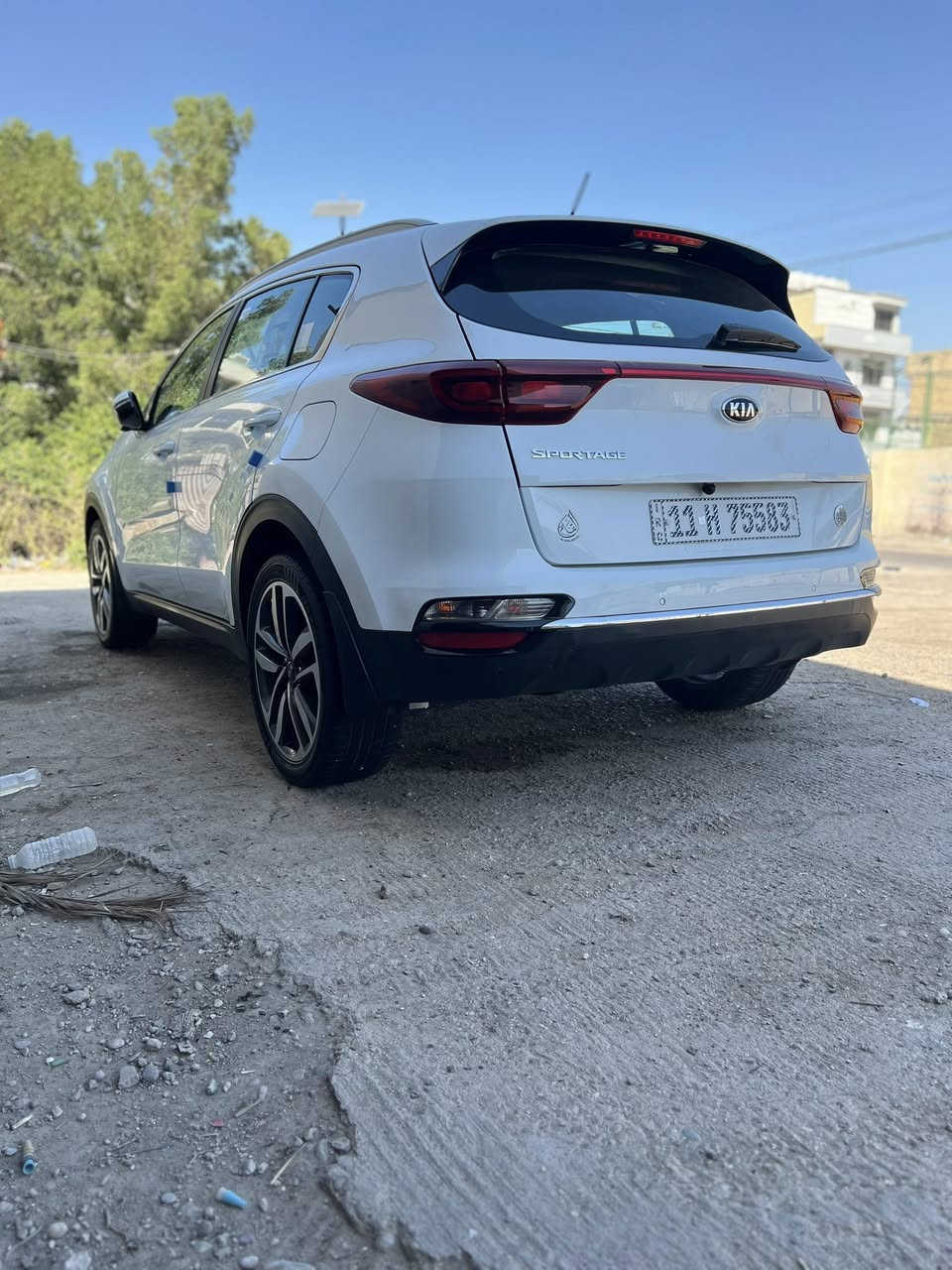 سلام عليكم للبيع كيا سبورتج خليجي موديل 19 شكل 21 سياره مكفوله كفاله عامه ماشيه 57 على وضع الشركه سبير منازل …….🩷

رقم ***********
