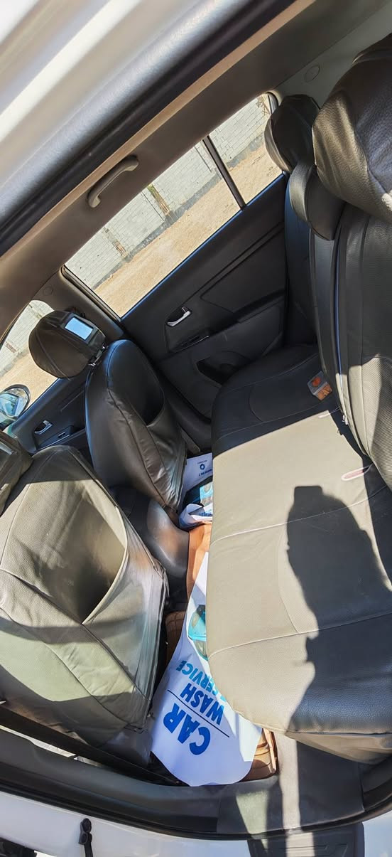 سبورتج خليجي 2012
السعر 135 وبيها مجال 

***********
