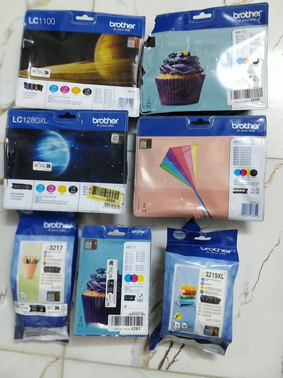 تتوفر كاترجات سائله لطابعات/  hp
وبرذر / و ابسون... التواصل ماسنجر


**إذا كنت صاحب هذا الإعلان وتريد حذفه لأي سبب، رجاءا أرسل رسالة إلى الدعم الفني**