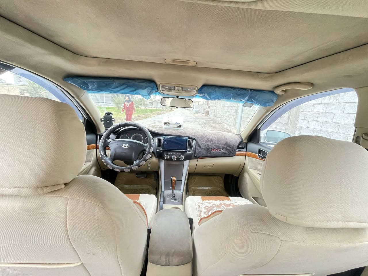 السلام عليكم
هونداي سوناتا 2009

محرك 2400خليجي السياره 

فول مواصفات 

رقم بغداد 

السياره خير من الله كمحرك ونضافه احلى من الصور 

السونار موجود داخل الصور 

السعر 126 وبي مجال 

للاستفسار اكثر اتصل على الرقم ‭0771 340 5269‬

مكاني الأنبار الكرمه
