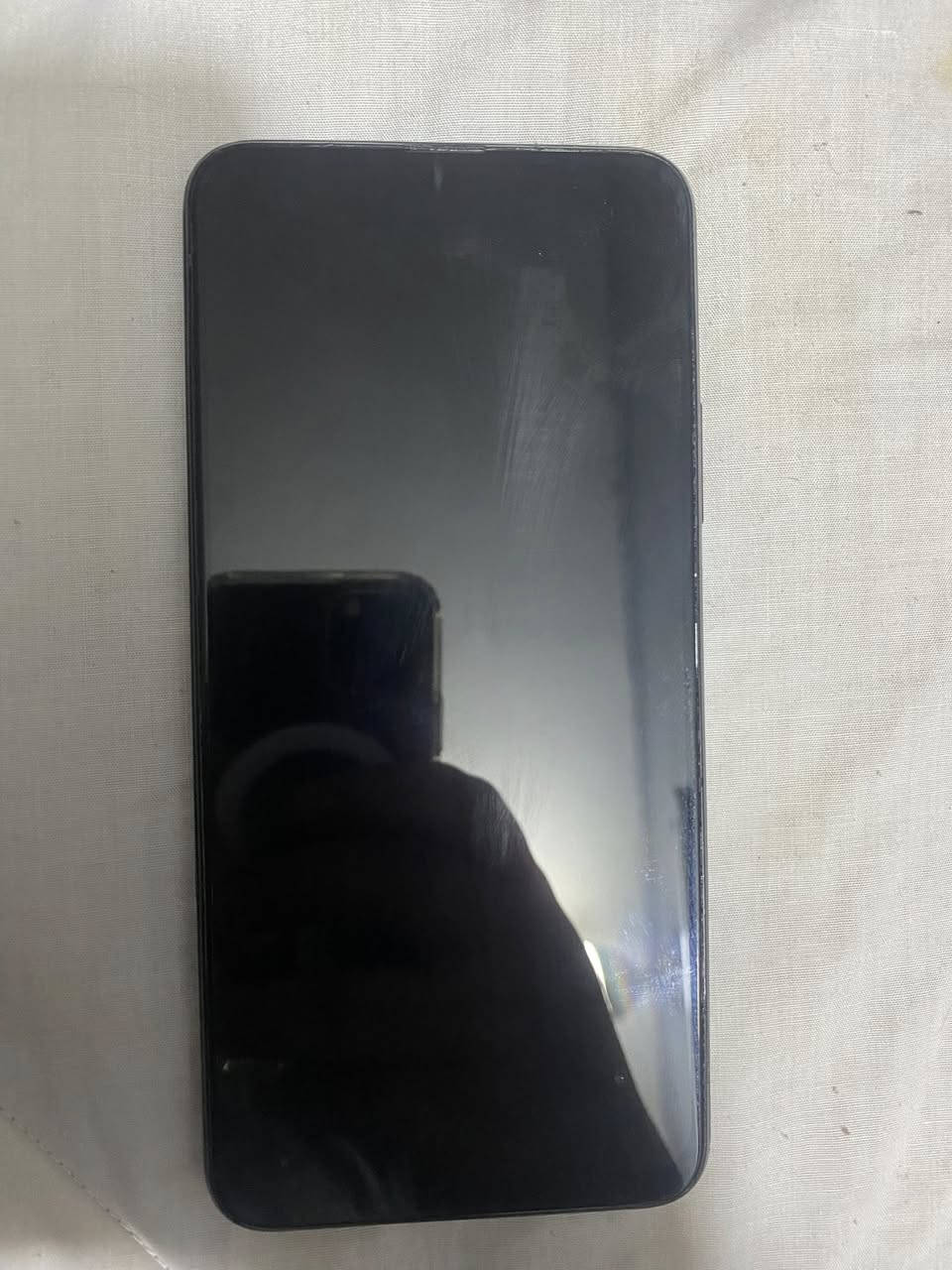 Y9 prime 2019
ذاكرة 128 رام 4
دبل سيم
جهاز نظيف شغال بالكامل 
سعر 75 بي مجال قليل


**إذا كنت صاحب هذا الإعلان وتريد حذفه لأي سبب، رجاءا أرسل رسالة إلى الدعم الفني**