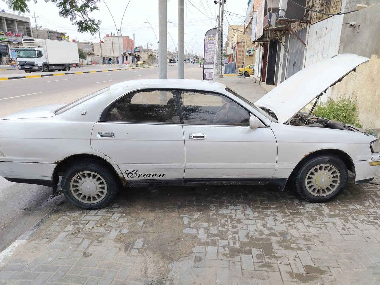 السلام عليكم بطه متصل للبيع مكفوله من الكص والنقل محرك كير تمام كهربائيات شغاله فقط الرون ما يشتغل الباور كايم حداديه تمام السنويه منتهيه من سنة 2020 راعيها موجود السعر 35 بيها مجال قليل مكاني البصره القبله اخوان السياره بيهه اخياس وجراد يعني السياره صارلهه فوق 30 سنه بالشارع وحياكم الله هاي تفاصيل السياره رقم السياره بصره تبريد ليك بالفابريته ***********
