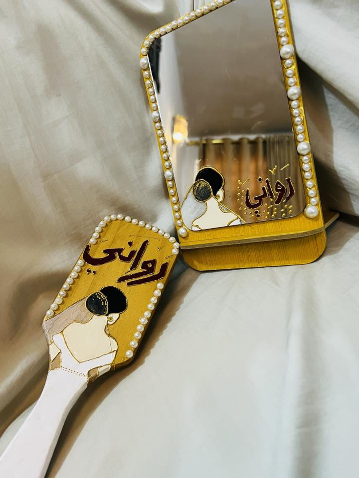 بمناسبة قرب عيد المعلم  وعيد الحب وعيد الام سوينالكم تخفيضات ٢٥٪؜ هدايا  مبخرة وعليها اسمها كوب او فرشاة شعرة 
او مراية او لوكر اكسسوارات  او علبة ساعات رجالية او ساعات ونظارات بتغليف كلش حلو ومرتب  راسلونا على هذا الرقم *********** واتساب او تابعونتا على الفيس والانستا  https://www.instagram.com/risha.story_?igsh= 

فيس https://www.facebook.com/share/17zmo8Q7ty/?mibextid=wwXIfr
