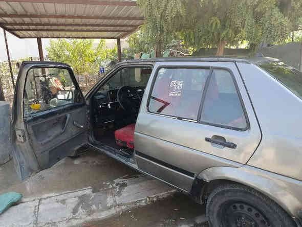 جیتا ئاڕم پلاستیک سلێمانی
بەشەرتی گێڕو مەکینە سەیارەیەکی پاک وخاوێنە 
نرخی 10 گەڵاو موعامەلە
ژ.م *********** السليمانية
