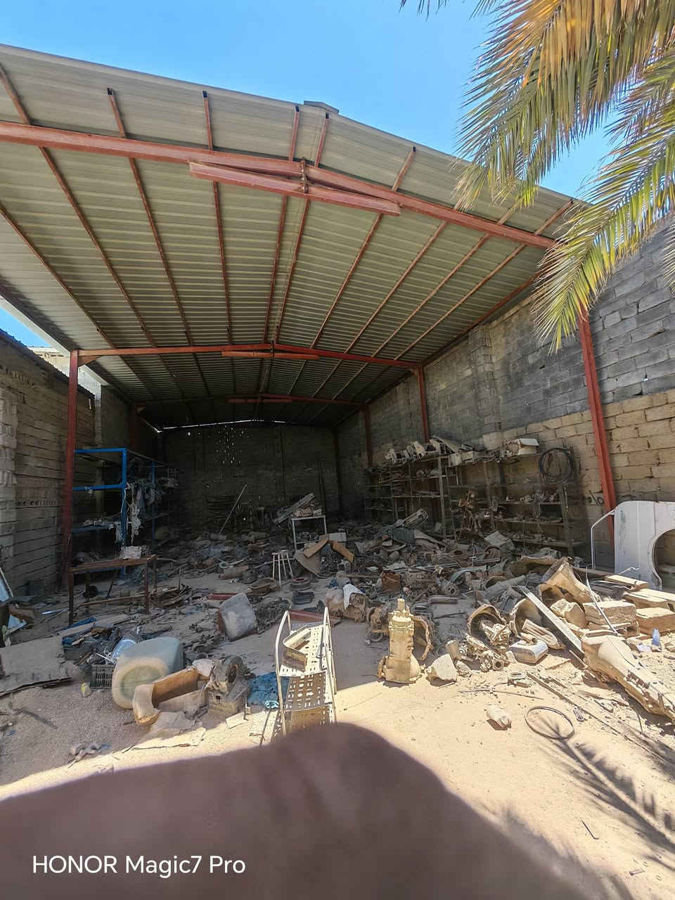 جملون للبيع  150 متر 15×10
الفلوجة 

الحي الصناعي 

 ***********

