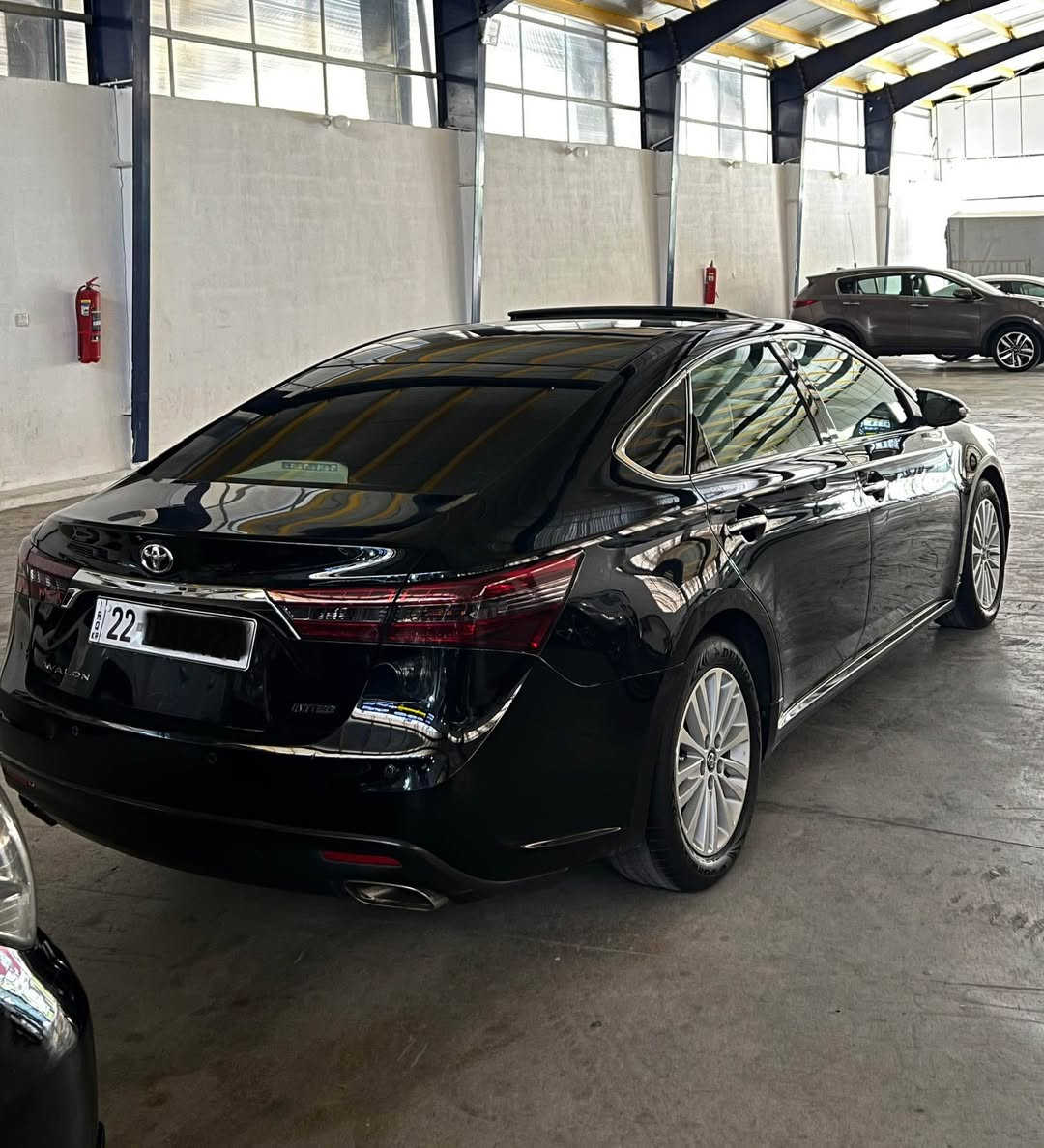 Toyota avalon 2013 
رەنگی رەشی قەتران فول ویل ١٨ ناوزەرد کوشن کارەبای بەسمە کامیر و حەساس تەبریت مەرکەزی گێر سوکان رەقەم هەولێر بۆیاخی نیە کەمێک تەحدیلی هەیە پێشو دواوەی کەپسە تەزرەی نیە کال بونەوەی نیە گێر مەکینە  تەحویل گشتی بەشەرت رەقەموو سەنەوی تا 2028 نوێیە نرخی 179$ مەجال ژمارەی خاوەنی *********** أربيل, العراق

