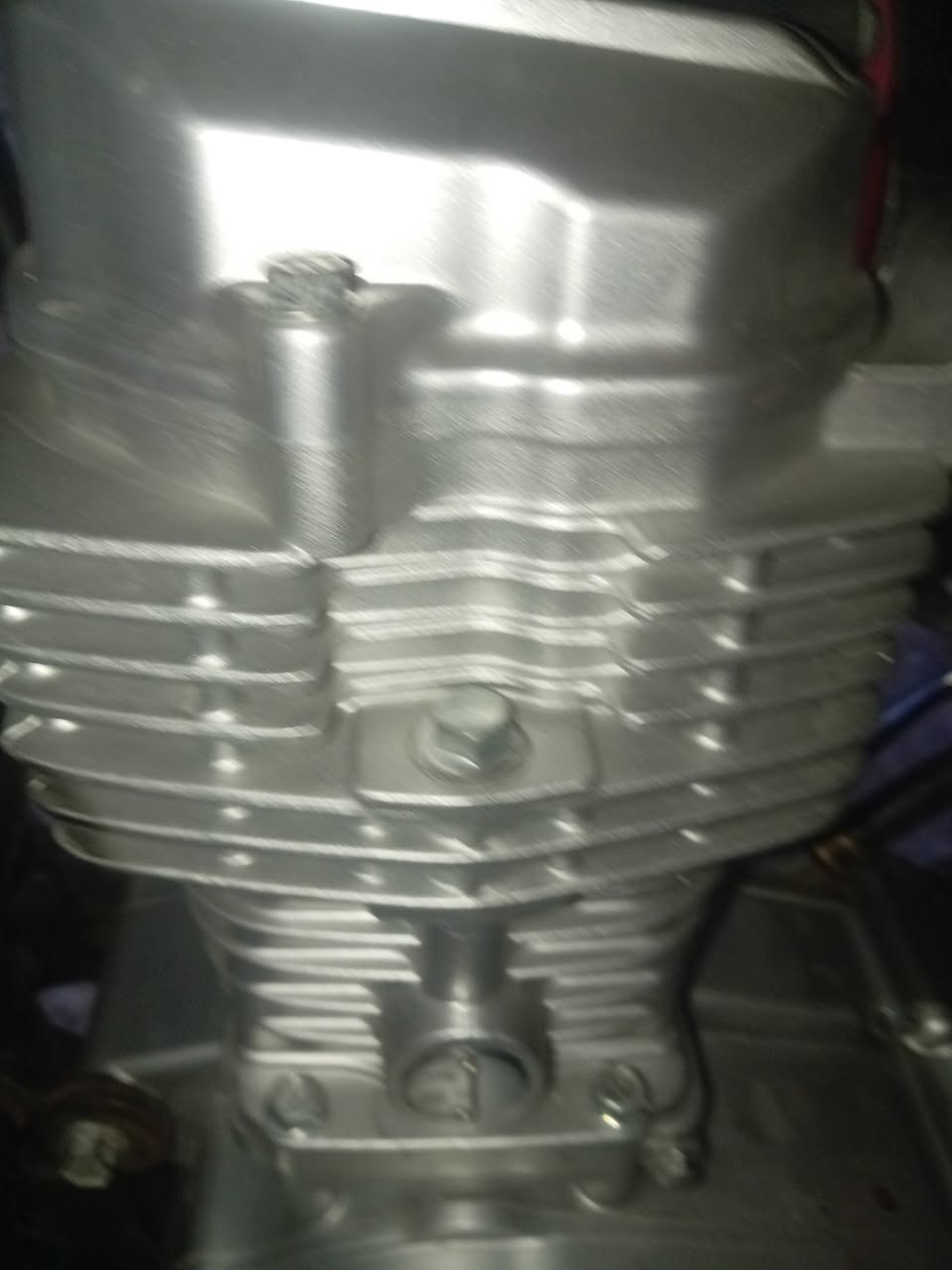 سلام عليكم محرك دراجه نامه شلامجه اصلي مستخدم 8 أشهر سعر 200 وبي مجال قليل مكاني البصرة ابو الخصيب جيكور استفساررقم الهاتف ***********واتساب موجود
