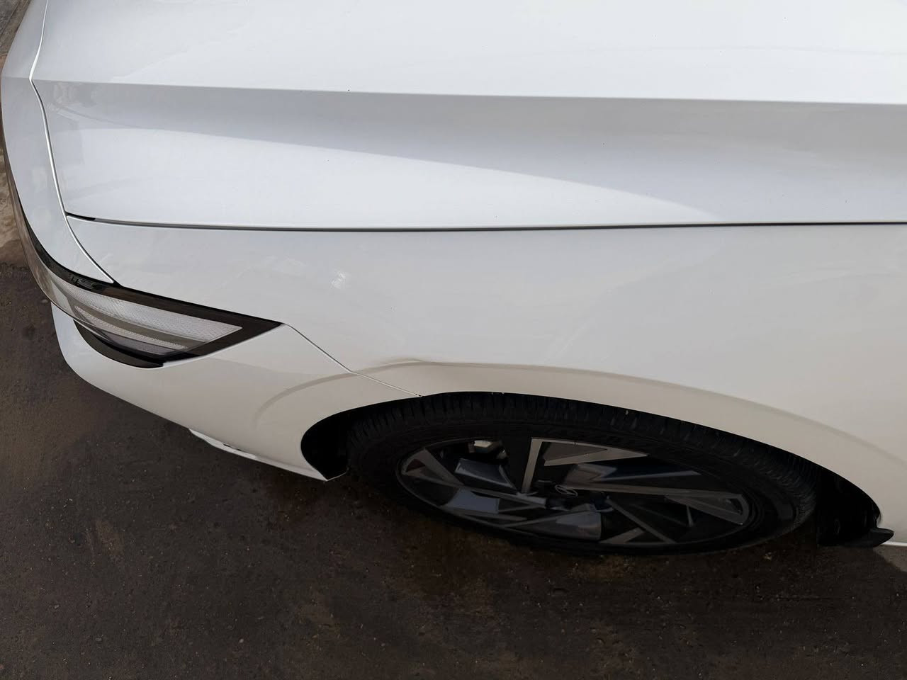 الانترا موديل 2024 خليجي محرك 2000 
سعره 185 وبيه مجال *********** فيس مفتوح
