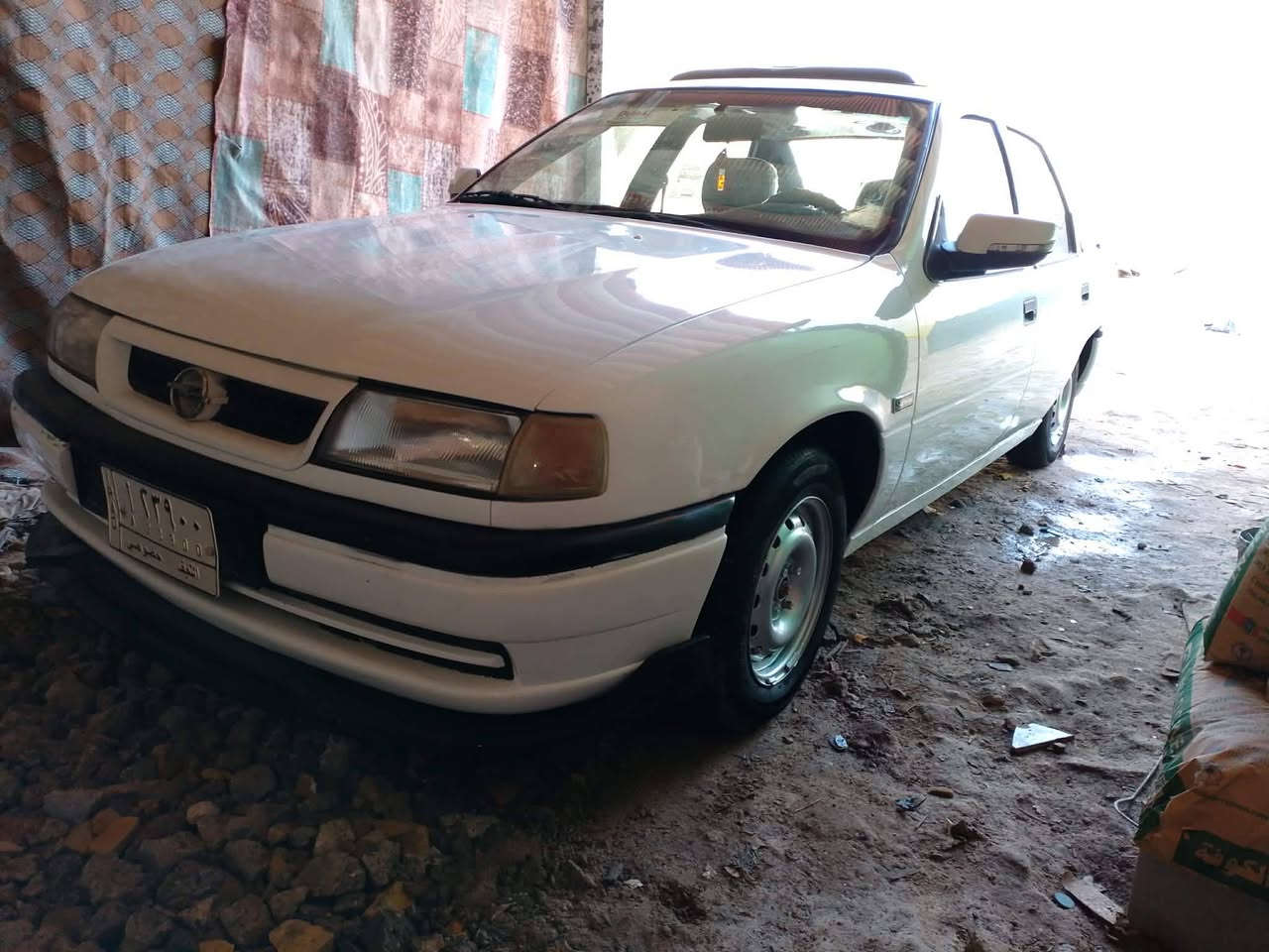 سلام عليكم مرة رخصت الأدمن اوبل فكترا للبيع محرك ١٦٠٠ محرك كير خير من الله  حدادية وبدلات أمامي وخلفي كهربائيات كله شغال دوشمة جديدة رقم نجف السيارة بسم ابني امداور ثاني يوم رقم  الهاتف *********** السعر ٤٥ وبيها مجال للشراي مكاني نجف كوفة شارع المعمل
