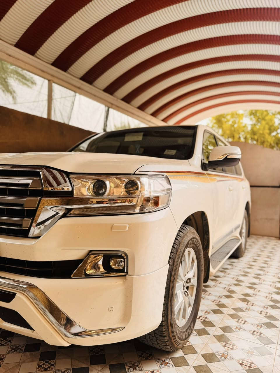 السلام عليكم
لاندگروز 2017 بريم اصل مكفوله كفاله عامه حتى  الدعاميات السياره عندي من الزيرو 

ماشيه 90 الف 

الشراي يتصل ومراوس اراوس حسب القناعه 

***********

‭0771 179 5344
