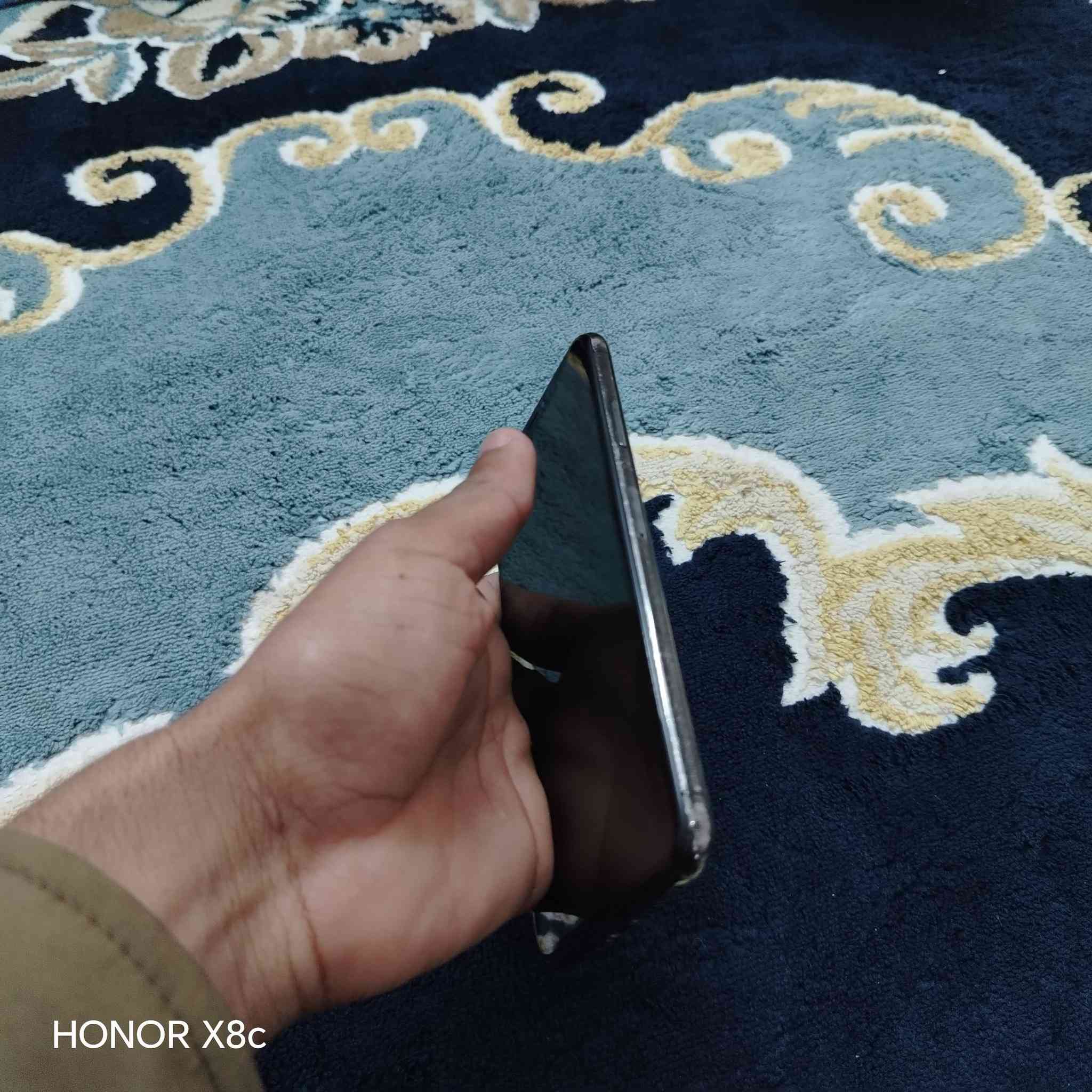 السلام عليكم ورحمة الله وبركاته

iPhone XS Max USA

 امبدل شاشه اصليه +امبدل بطارية 
النظافة مثل ما موضح بالصور ⬇️⬇️
السعر :خاص 
رقم الهاتف للتواصل : *********** مكاني جنوب الموصل ناحية الشورة
