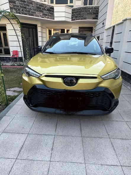 كروس ٢٣هايبرد
فورويل  لون مميز 
رادار امامي وخلفي
نقط عمياء
قياده شبه ذاتيه مثبت سرعه تفاعلي وخروج مسار
مكينه 2.0 
شاحن لاسلكي
ابل كار بلي اندرويد اوتو لاسلكي
انارات واشاير led 
لايتات اوتو عالي ناصي
تدفئه بالمري
هاند بريك بصمه
اوتو هولد
درايف مود سبورت ايكو نورمل
شفتات ستيرن
سستم صوت
فئتها se بلاك ادشن علامات سود
حادث 
ضربه جاملغ ايسر 
سعر على الخاص او على الرقم 
***********
