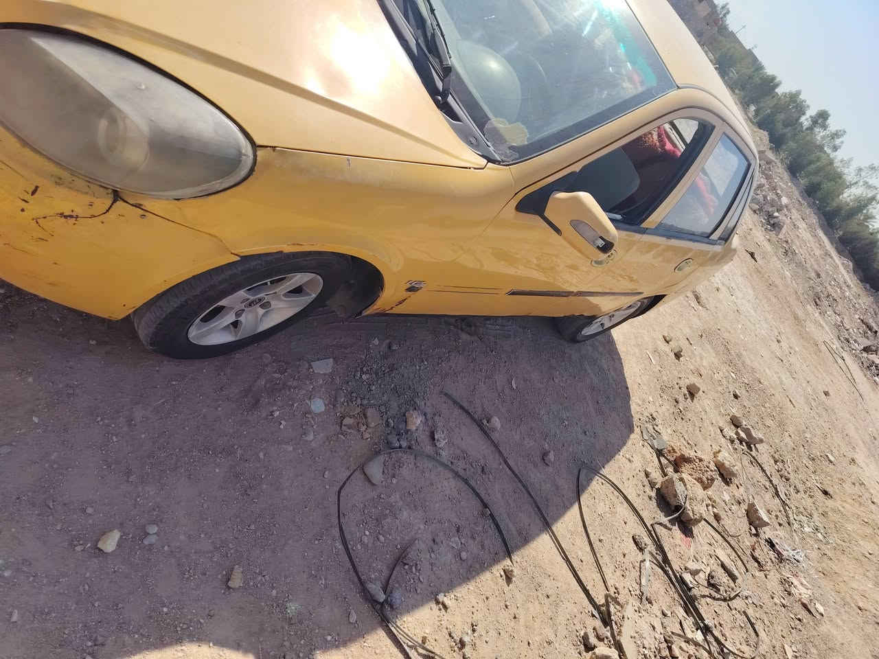 السلام عليكم للبيع سياره شغاله عوزه شويه ترتيب السعر ٤ وراق مكان نجف مكينه وكير مكفولات لشراي يتصل مكلف بل نشر رقم ***********
