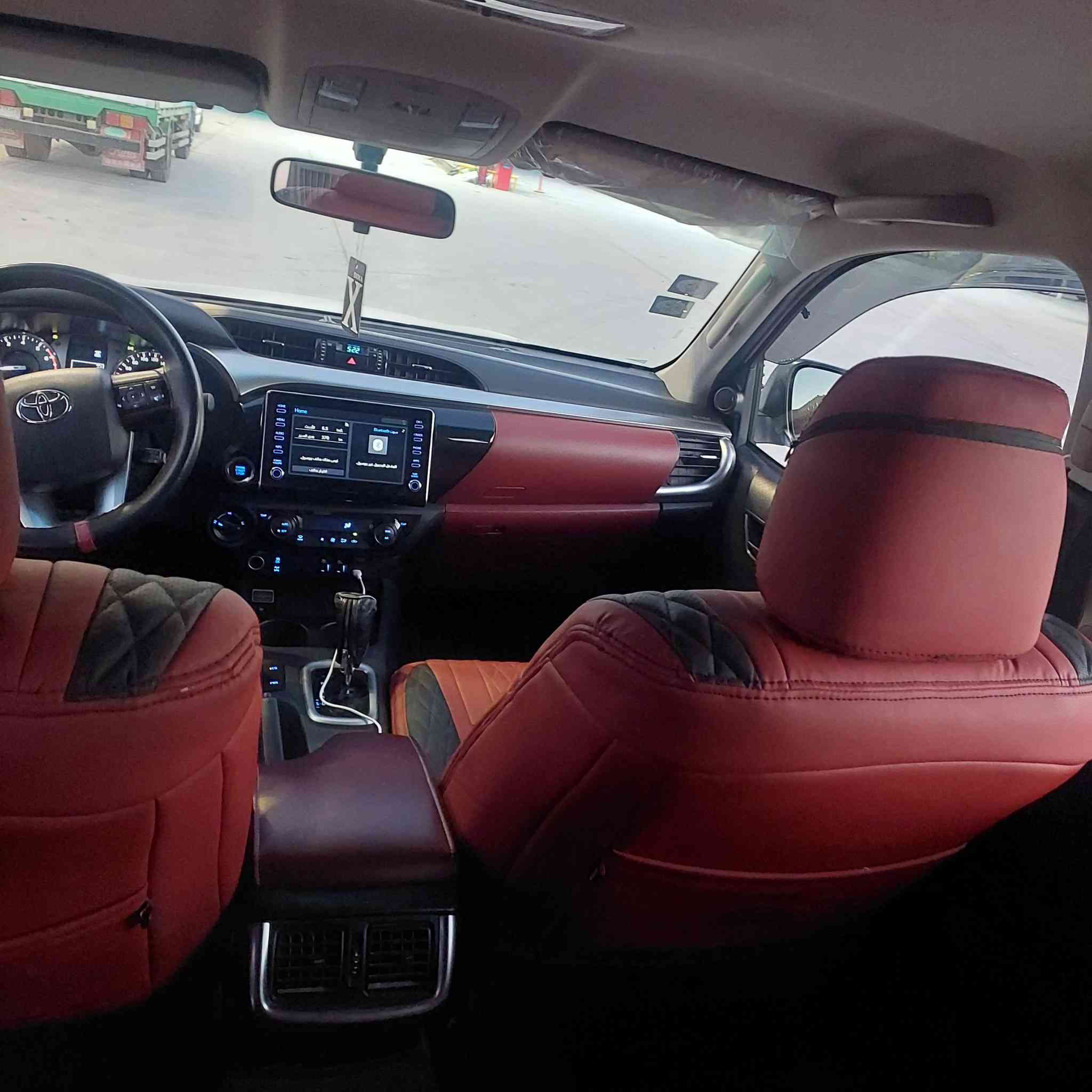 السلام عليكم.. للبيع فقط (لا مراوس ولا أقساط)
تويوتا هايلوكس موديل 2024
العداد: 78 ألف كيلومتر.
الحالة: السيارة مكفولة كفالة عامة  كله بشرط الفحص.
المحرك والملحقات: بحالة ممتازة جداً وجاهزة من كلشي.
السعر: [ 665] (وبيه مجال  "***********
