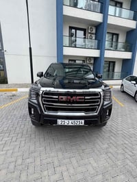 جي ام سي SLT • جديد ٣٠٠ كم • ٥.٣ لتر