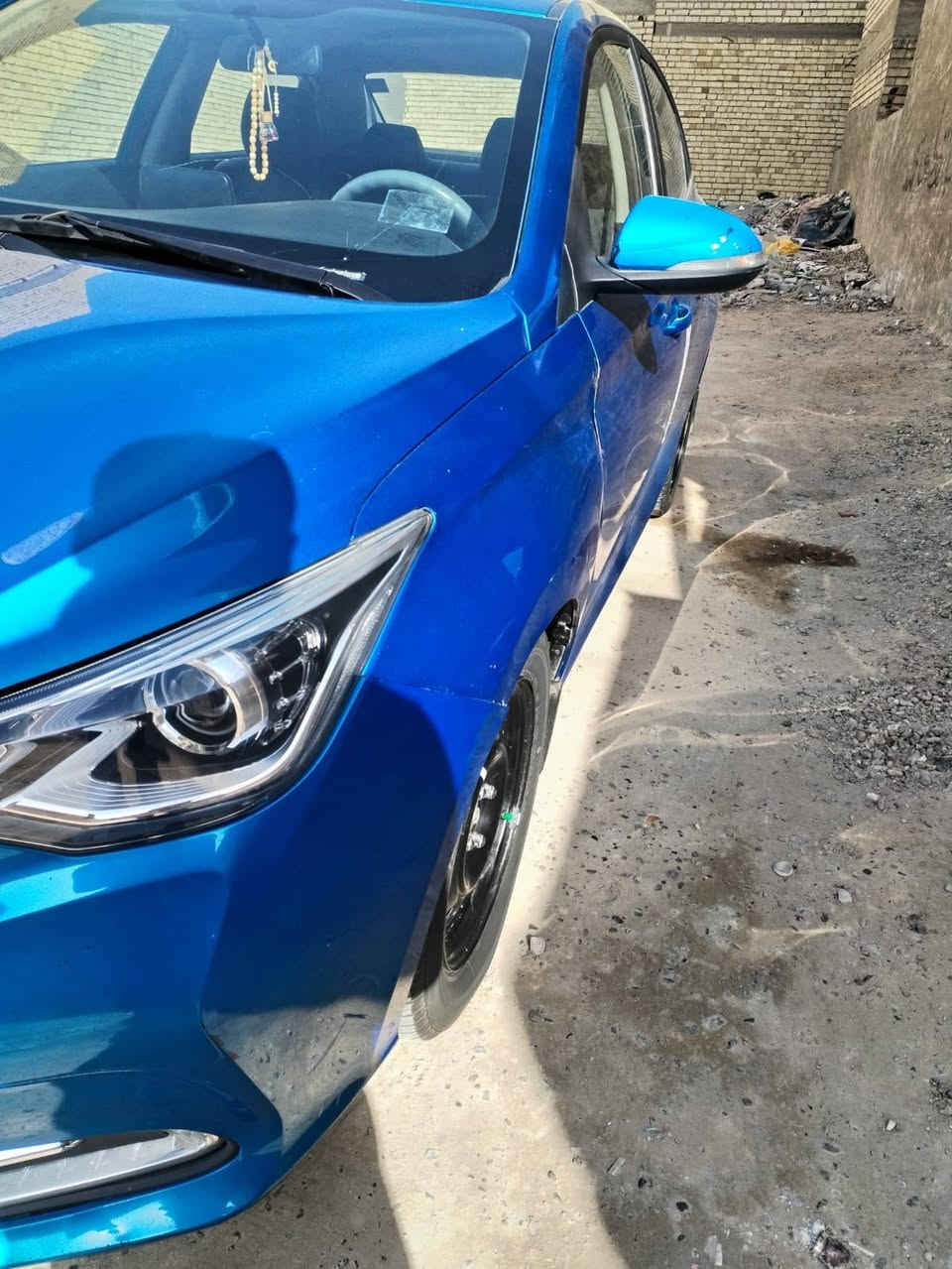 شانجان ايل سفن موديل 22 ماشيه 100 سياره جاهزه كل نقص مابيه السعر 11مليون وسعره كلش  مناسب مكان السياره كراده جادريه *********** ملاحظه نقصه بس بوجكتر امامي فقط
