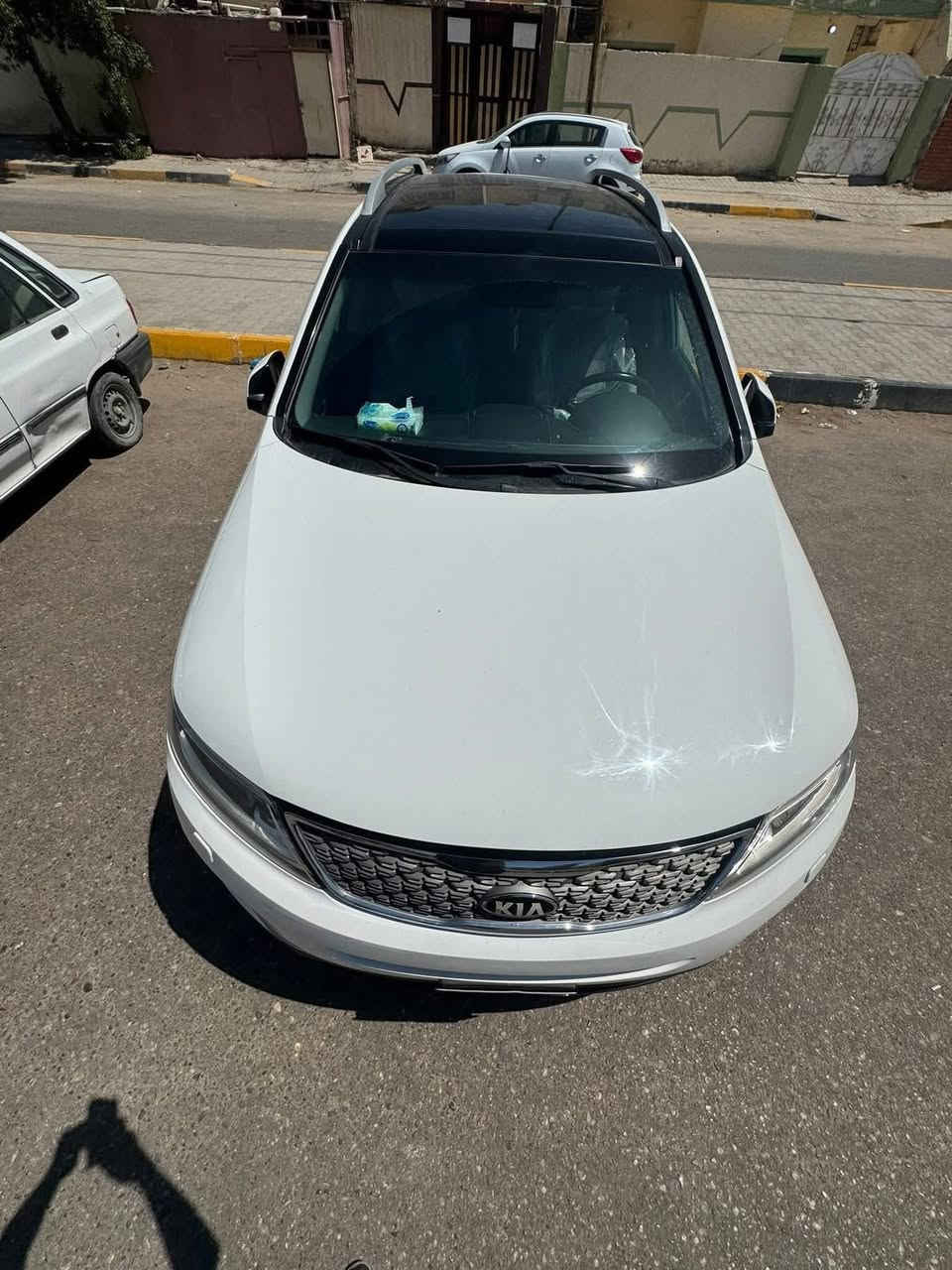 السلام عليكم من رخصه صاحب الكروب

سياره سورنتو 2015 كويتي 1/1 سته سلندر 3500 تبريد ثلج رقم بغداد الجديد انكليزي سنويه جديده هزه السياره كامله ماناقصه برغي ماشيه 120الف كيلو متر محرك وكير مكفولات ماماره السبانه عليهن حداديه مكفوله السياره نضافته 100/100.

______________________

المواصفات

بنراما طكتين 

بصمه

بردات خلفيه بلادي

تبريد ثلاث قطع

كشنات لون قرميدي

حساسات اماميه خلفيه

كامره خلفيه بلادي

شاشه بلادي

لايتات زنون بلادي

سبعه راكب

مرايات شفط

شاشه لعرض الاعطال و كيجات السرعه

فور ويل دفع رباعي

ثلاث وضعيات قياده سبورت ونورمل وبعد وحده

تحكم ستيرن اربع جهات

اناره ترحيب

نظام ايكو

مانع انزلاق

يداد نيكل بلادي

اشاير بالمري

زراكات لايت

كشنات تدفئه تبريد 

كشنات كهرباء

لدات اماميه خلفيه 

وبعد بيه هواي مواصفات ومواصفات الكويتي معرفه يعني شنو بالك بيه .

___________________

الاضافات

تخم تايرات جدد 

باتري جديد

مطريات

___________________

السياره بيه باب السايق وجاملغ صبغ اثر شخوط والباقي كله مكفول.

خابرني وبيك خير ودلل مكان السياره كربلاء ورقمه بغداد انكليزي جديد تحويل ثاني يوم وسياره بأسمي

للتصال الرقم : ***********
