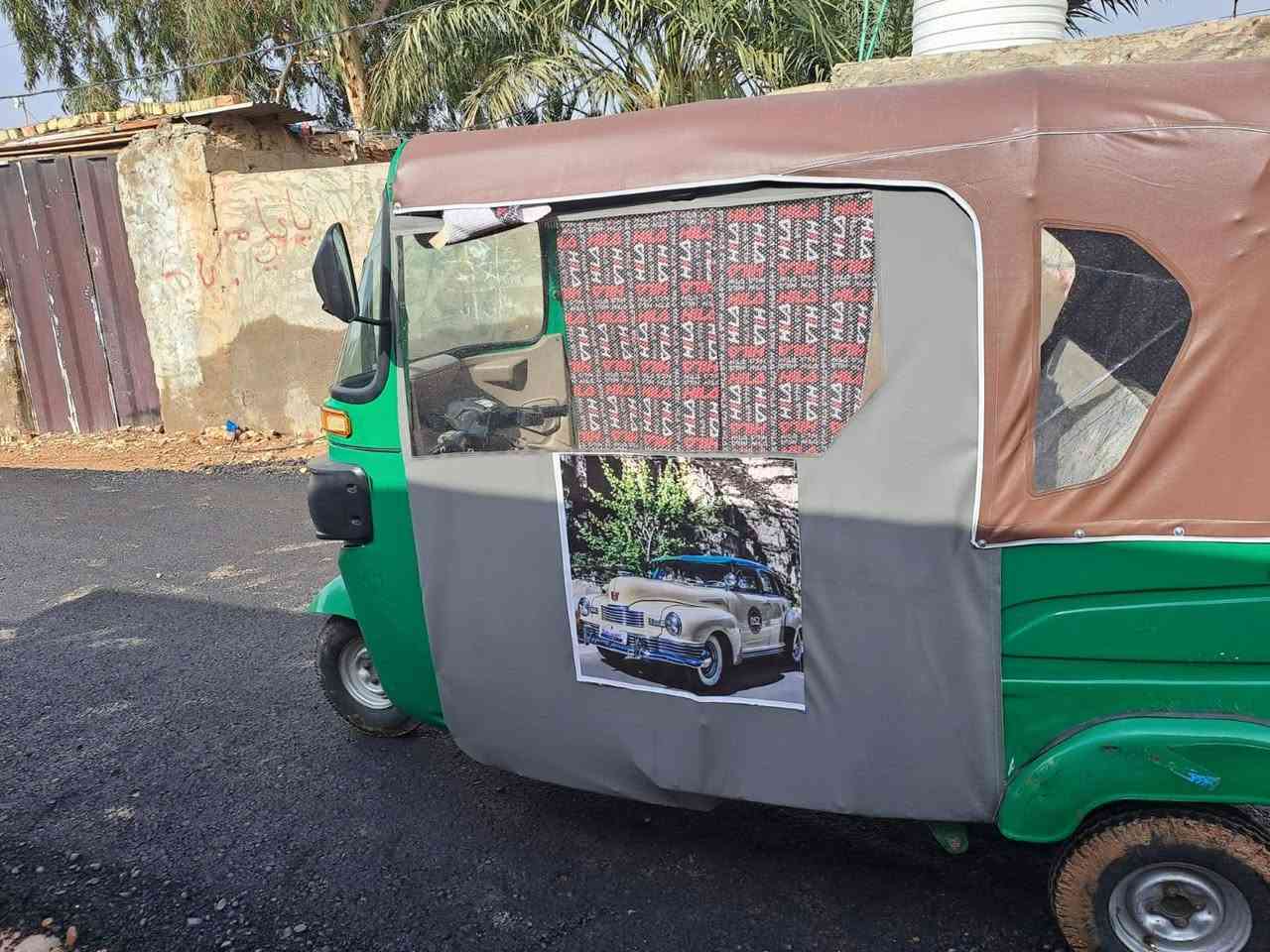 السلام عليكم شباب للبيع  تكتك موديل 22 شهر11 جاهزه من وراق المصطفى مكان بغداد كلش سعره6500 رقمي ***********
