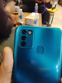 انفنكس بي • شاشة مكسورة • يحتاج تصليح