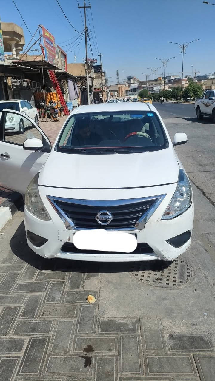 نيسان سني هندي موديل 19
رقم كربلاء الدولي باسمي تحويل مباشر
كير مكينة تبريد مكفولات 
حداديه نص عمر
مابيها صبغ فقط بالمشور اثر طخات ستوته ومامعمرات.. مكاني كربلاء السعر90وبيها مجال بسيط.. 
ت/***********..
