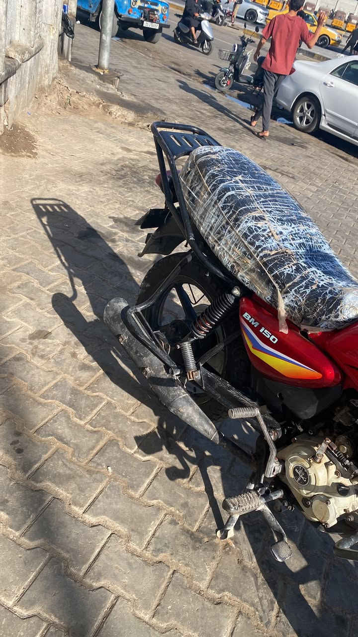 السلام عليكم دراج بوكسر مديل ١٩ درج حلو كهربائي شغل بغداد حي الجهاد وًمروس عدي رقم ***********
