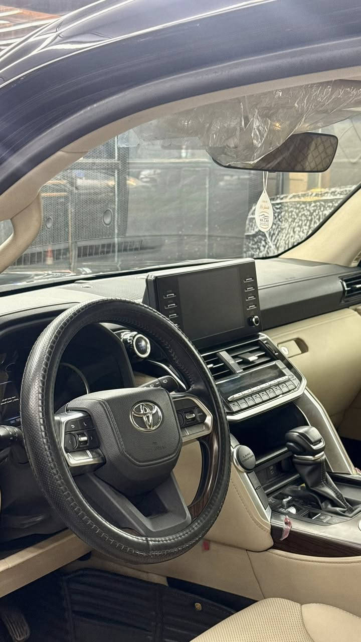 لاندكروز 2024 بريم  GXR  Limited  بغداد
اصلي لمتد  السعر💵 688 ورقة كفالة 

فول 5 كامرات ماشية 
10الف كيلو حقيقي فقط🔥
 رقم بغداد اب اسمي رقم جديد وهزة جديدة
  مكفولة كفالة من الصبغ فقط اثر حالوب بسيط جداً جداً 

الموقع بغداد شارع فلسطين 

السعر688 ورقة 

الاتصال على ‭***********
