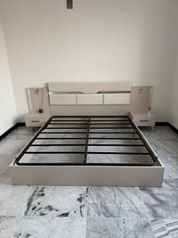 غرفه نوم للبيع جديده مامستخدمه خمس قطع السعر 550الي يريدها هذا رقمي077...