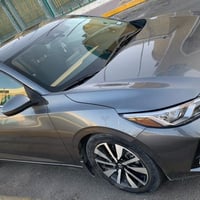 للبيع او مراوس مع التيما 25 2022 NISSAN SENTRA, SV فتحة وكشنات بقلاوة ...