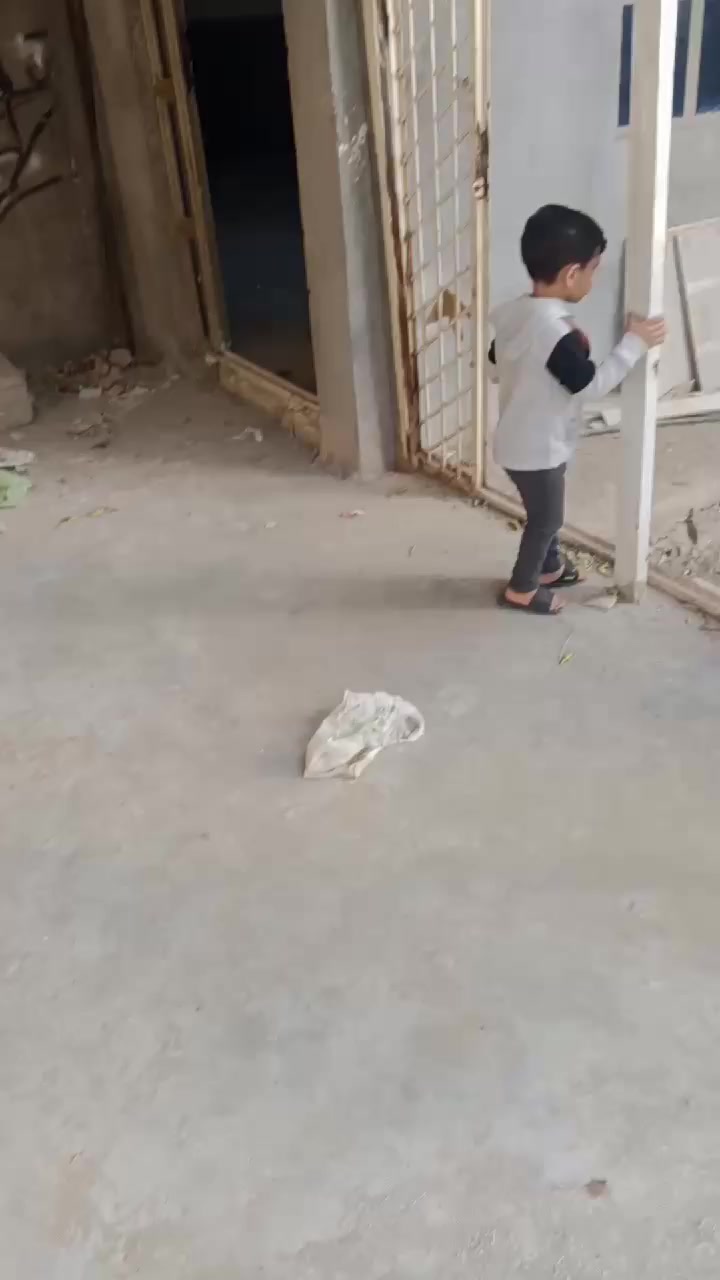 السلام عليكم متاح بيت للبيع زراعي خلف شارع البحجازي قرب قاعة القوي الأمين البيت متروك فتره بسيطه للاستفسار الاتصال ***********
