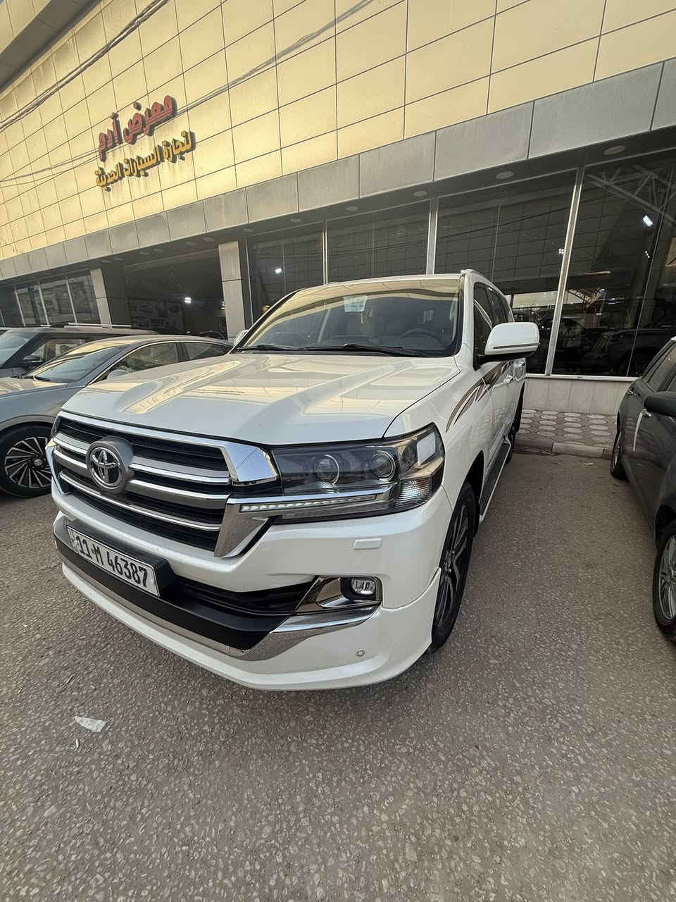 لاندكروز 19 بريم اصل 
مكفوله كفاله عامه حتى من البارد
ماشيه 98 حقيقي 100‎%‎ 
موصفات البريم معروفه 
كلش جديده ونظيفه 
مكانها الحله 
اللاستفسار 
***********
