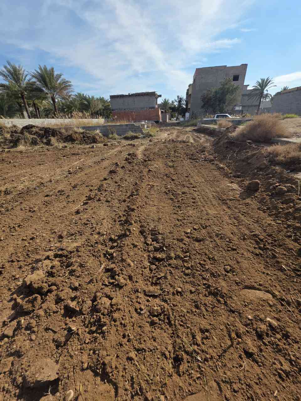 قطعه ارض للبيع
العنوان بعقوبه شفته خلف قاعه بيانو دخل اسماك زوزو 
المساحه 150م واجه 10م نزال 15م 
للاستفسار الاتصال على الرقم 
***********
