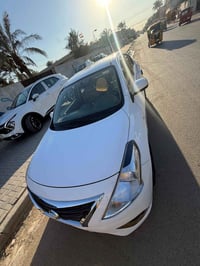 نيسان سني موديل 22رقم سليمانية باسمي تريد تحويل تريد وكالة  بيها طخة ب...