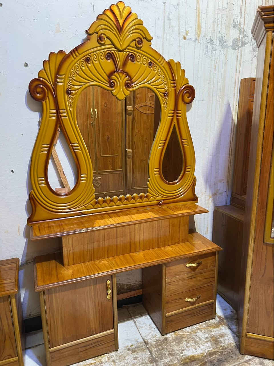 غرفه ام6قاطين صاج حديث كامله نضافه فول سعر900ميسان العوفيه نهايه شارع سوك الاخضر مجمع الحمراني *********** عمارة, ميسان
