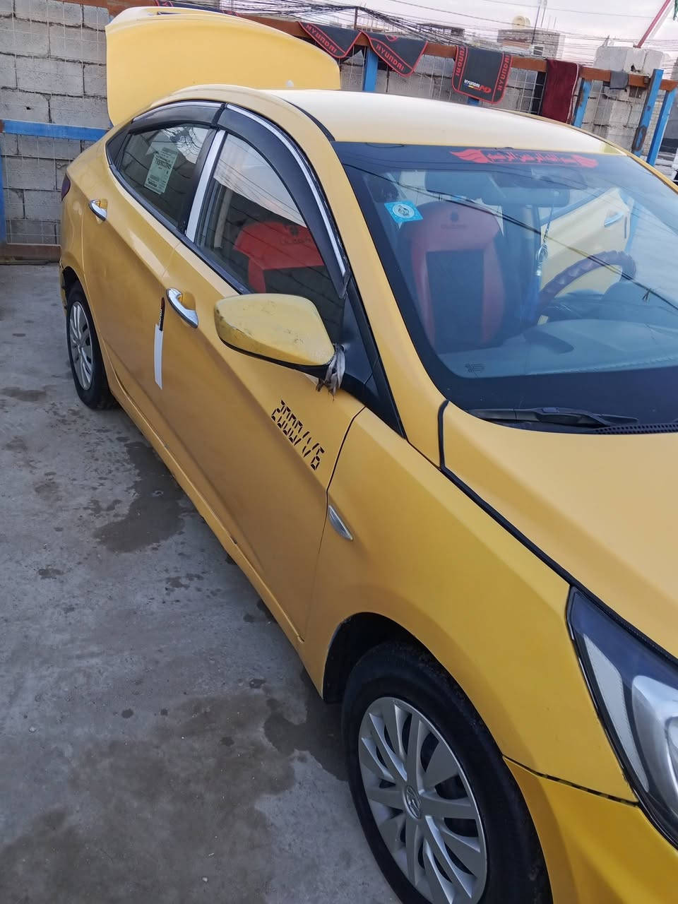 السلام عليكم اكسنت 2015 مكفوله كفاله عامه من كلشي مكينه كير حداديه تبريد السياره مكفوله رقم الدولي باسمي سنويه ل29 المكان ذي قار قضاء الغراف
السعر  85و بيهه مجال بصيط جدآ 
للاستفسار اكثر اتصال :***********
