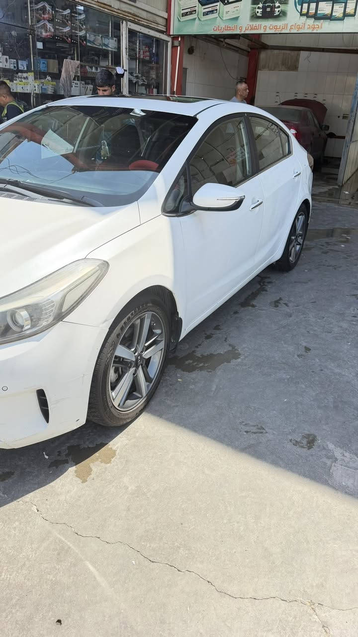 سلام عليكم سيراتوا موديل 17خليجي للبيع مواصفات vlp  يعني محرك 200 رقم بغداد مواصفات معرفة محتاج ذكرها صبخ باب خلف السايق مع احترامي للجميع بس الجناي  يتصل على خاص لان البياع والشراي ما يفدك السعر


**إذا كنت صاحب هذا الإعلان وتريد حذفه لأي سبب، رجاءا أرسل رسالة إلى الدعم الفني**