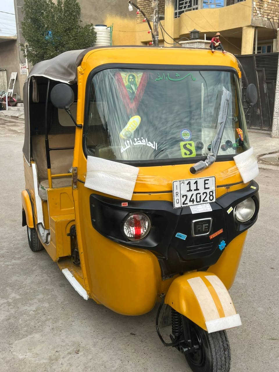 السلام عليكم تكتك موديل19شهر 11طابةبل 20مكينة واكسل خير من الله رقم وسنوية بسمي تحويل مباشر السعر 6500بيها مجال مكاني بغداد الهاتف ***********
