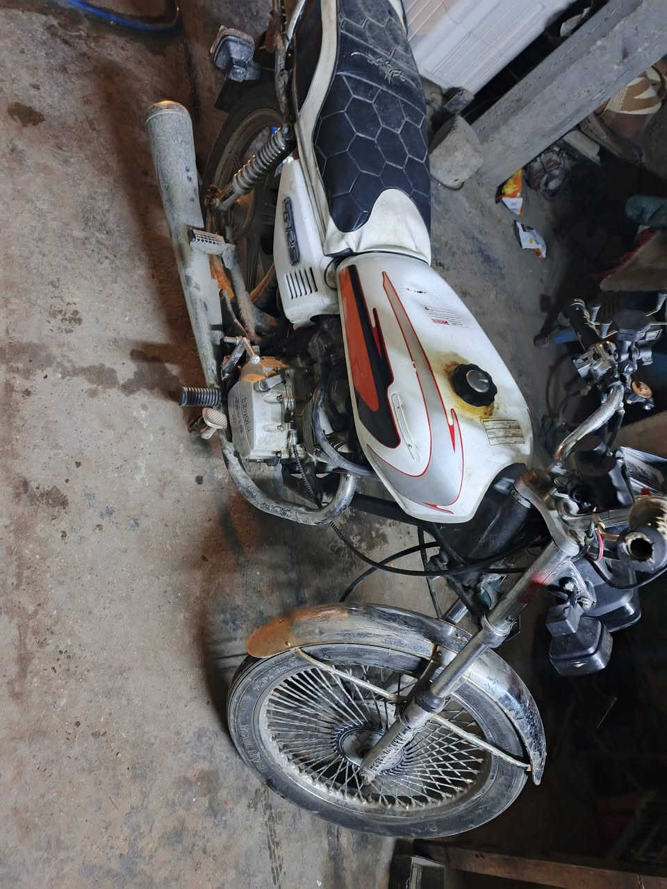 سلام عليكم دراجه ايراني 5كير للبيع بيهة تلحيضات رايدهة ب450وبيهة مجال عنواني البياع المعالف +964 777 596 7154رقم تليفون بي واتساب


**إذا كنت صاحب هذا الإعلان وتريد حذفه لأي سبب، رجاءا أرسل رسالة إلى الدعم الفني**