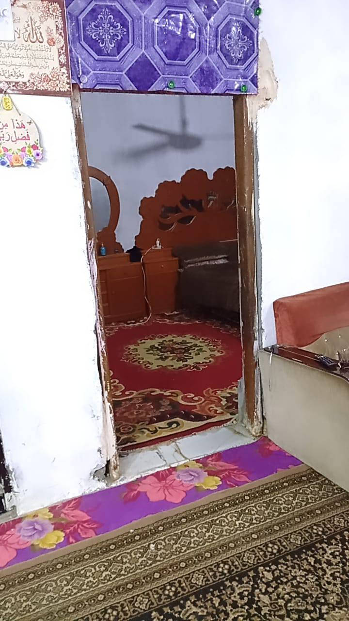 بيت للبيع خلف مول الجود السعر 50 وبي مجال مساحته 220متر  طابو زراعي سند25 يبعد عن الحولي الجديد 25 متر 
  للاستفسار الاتصال على الرقم 
 ***********
