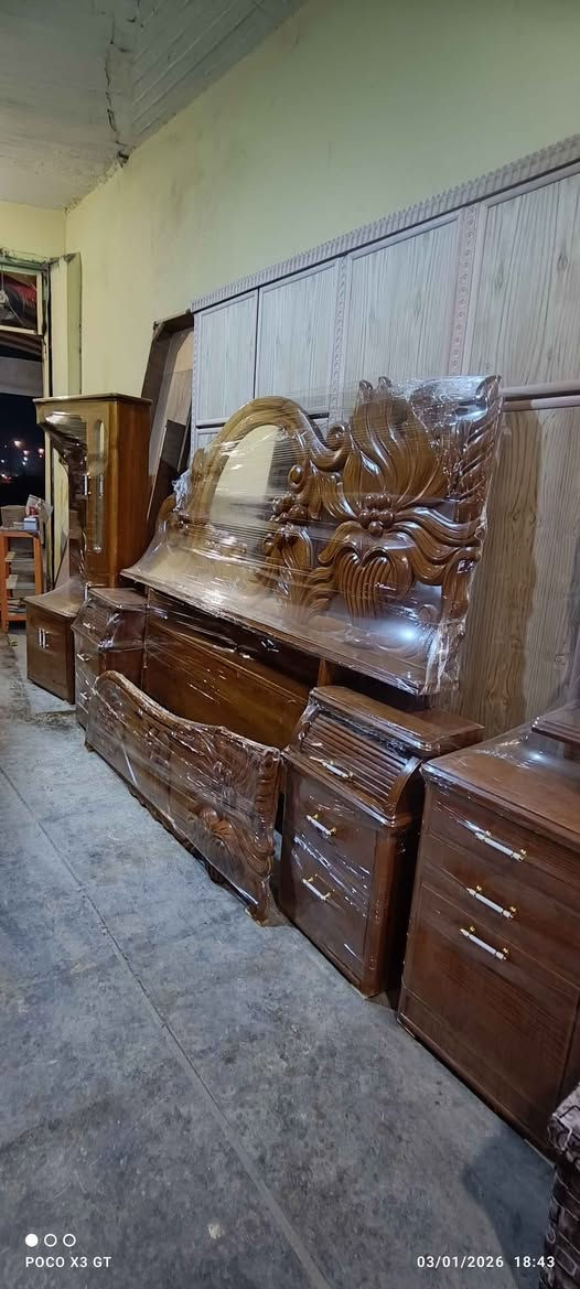 غرفه ست ابواب ملحق سعرها 750 عنوان موصل جانب الايمن حي المنصور  *********** كورك *********** موصل, نينوى
