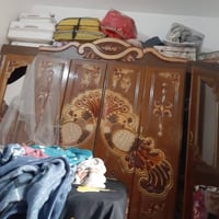 غرفة نوم • للبيع • بيها مجال